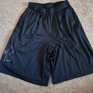Boys Under Armour black shorts